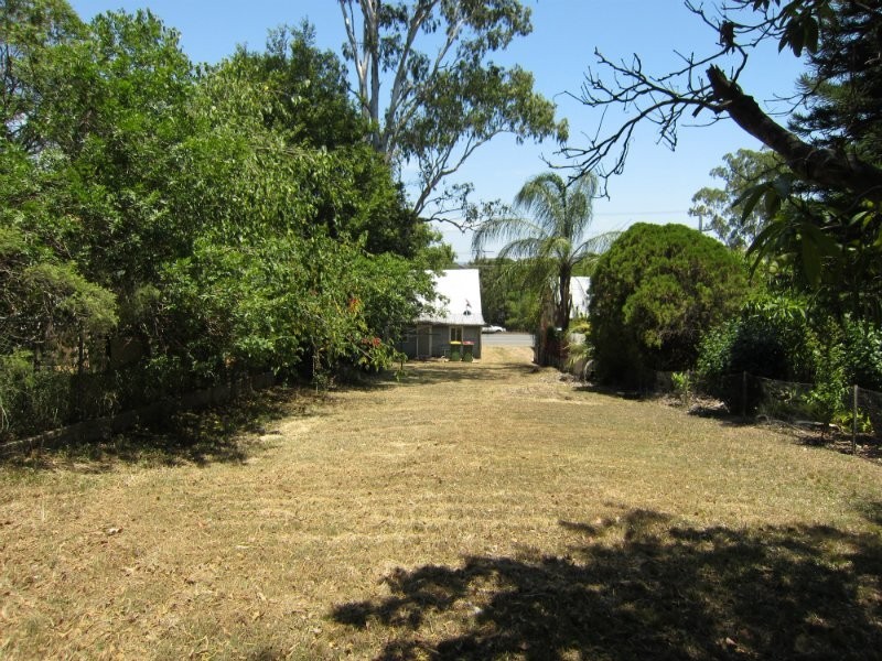 19 Smith Street, North Ipswich QLD 4305