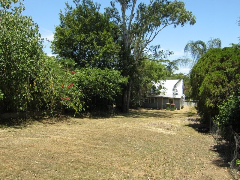 19 Smith Street, North Ipswich QLD 4305