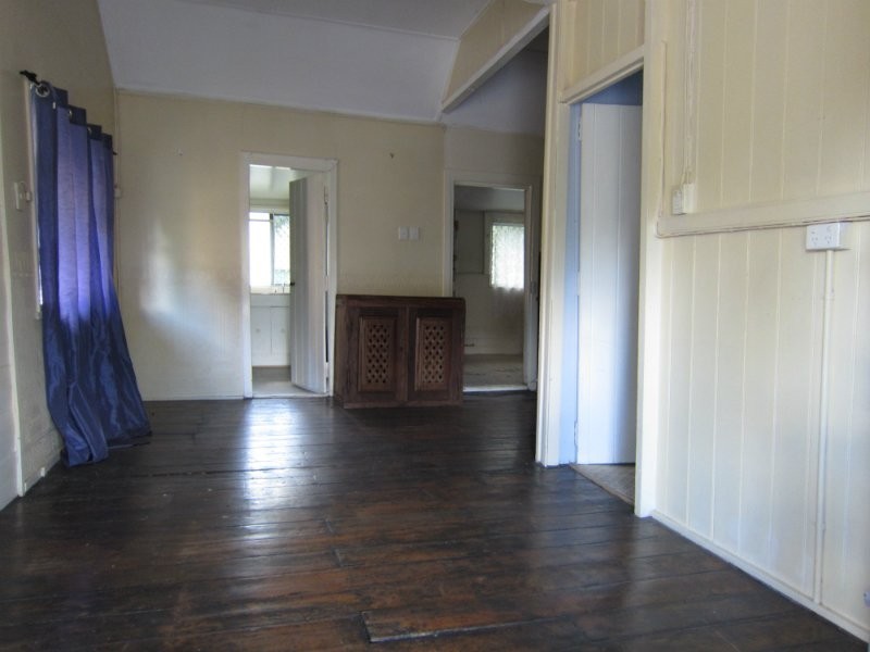 19 Smith Street, North Ipswich QLD 4305