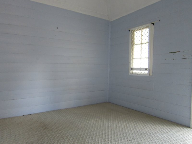 19 Smith Street, North Ipswich QLD 4305