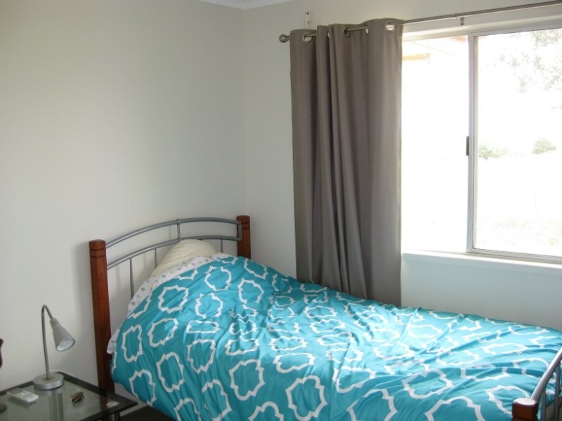 15 Office Lane, Glamorgan Vale QLD 4306