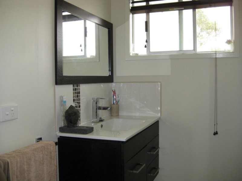 15 Office Lane, Glamorgan Vale QLD 4306