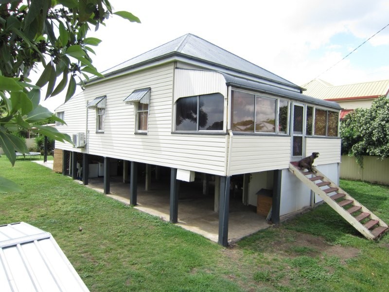 4 Feeney Lane, East Ipswich QLD 4305