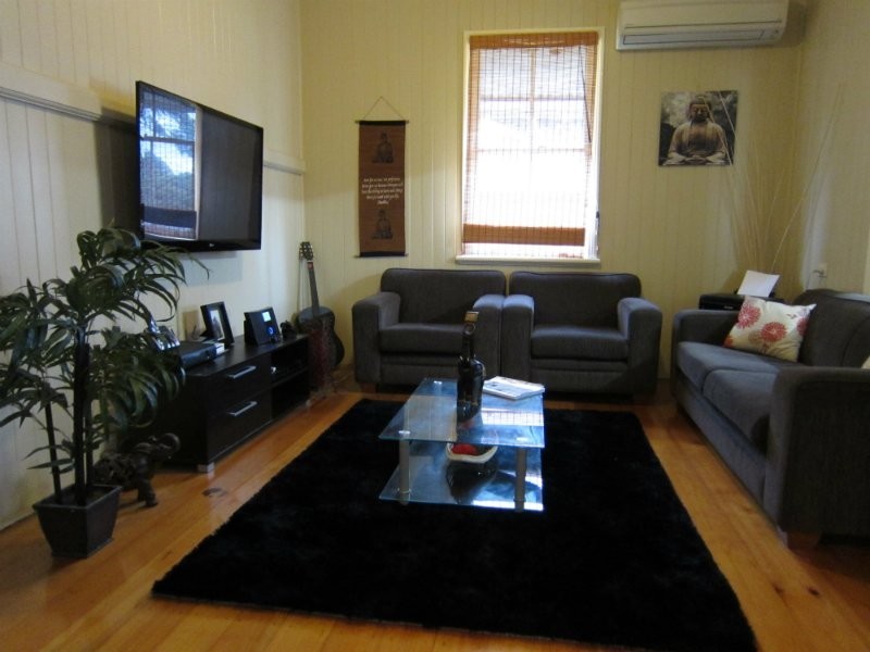 4 Feeney Lane, East Ipswich QLD 4305