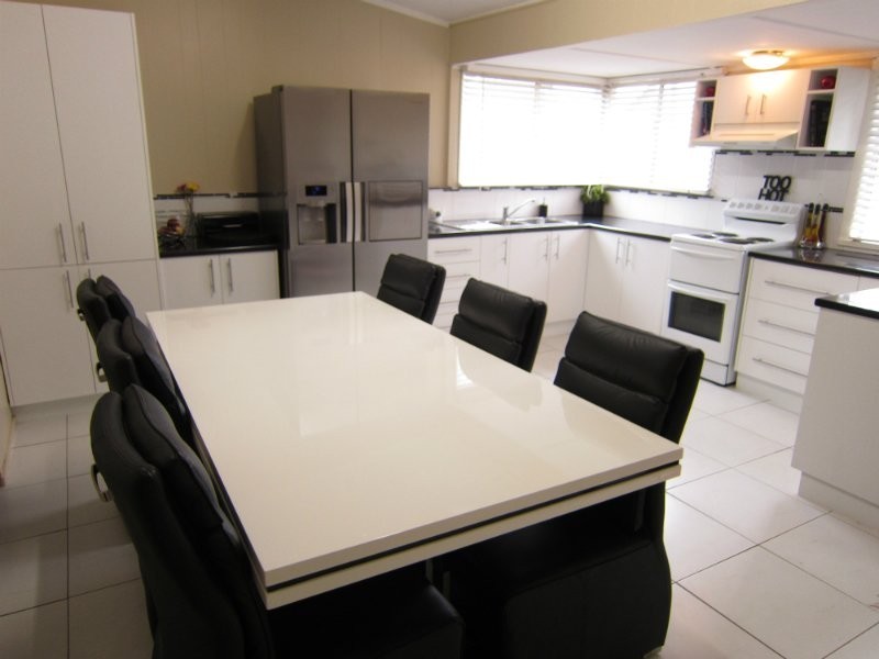 4 Feeney Lane, East Ipswich QLD 4305
