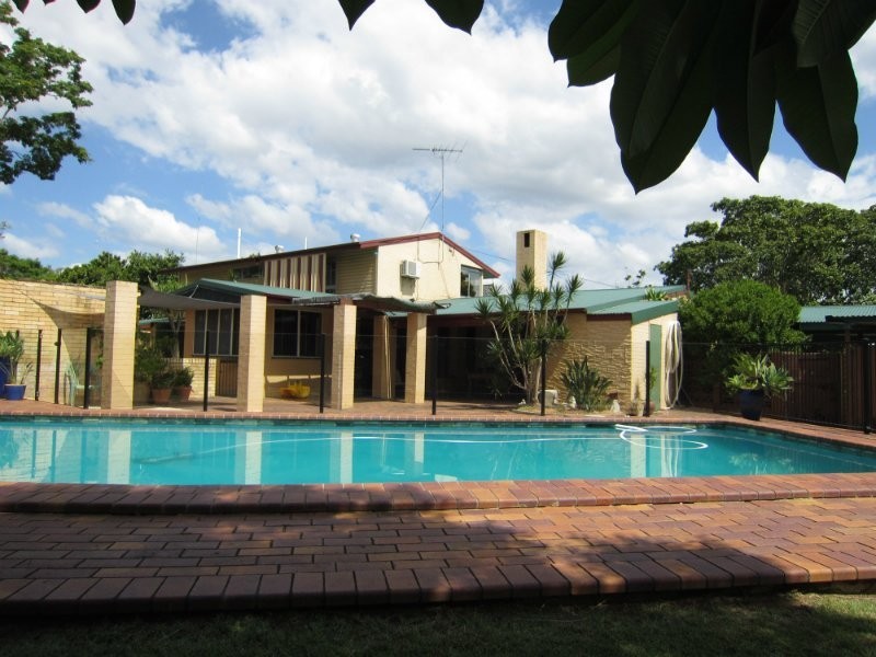 16 Turner Street, Eastern Heights QLD 4305