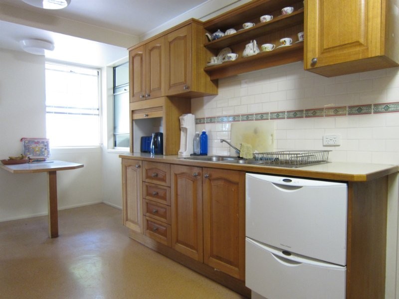 16 Turner Street, Eastern Heights QLD 4305