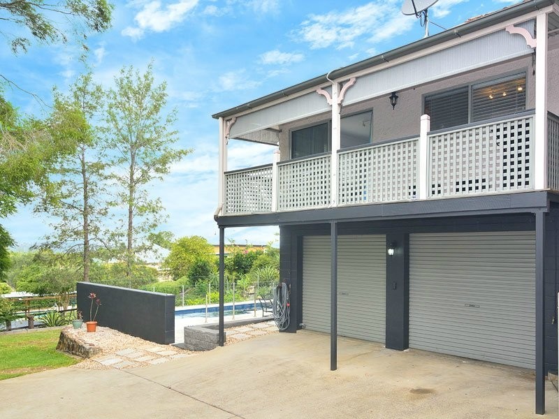 64 Chermside Road, Newtown QLD 4305