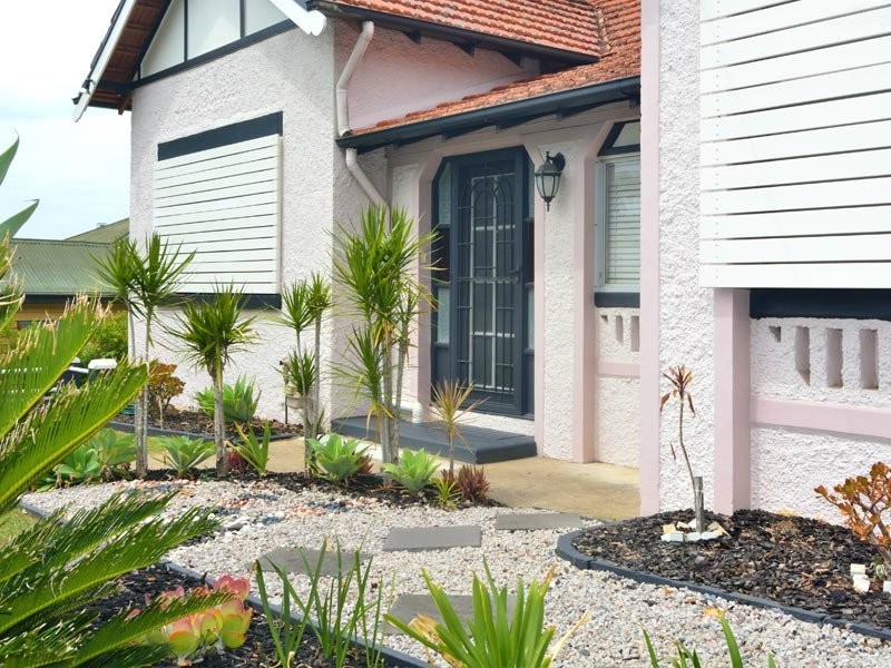 64 Chermside Road, Newtown QLD 4305