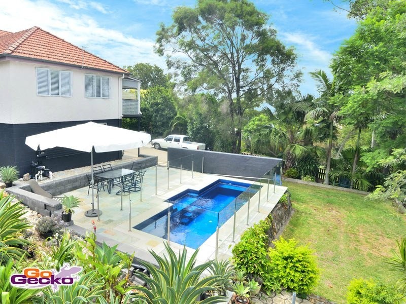 64 Chermside Road, Newtown QLD 4305