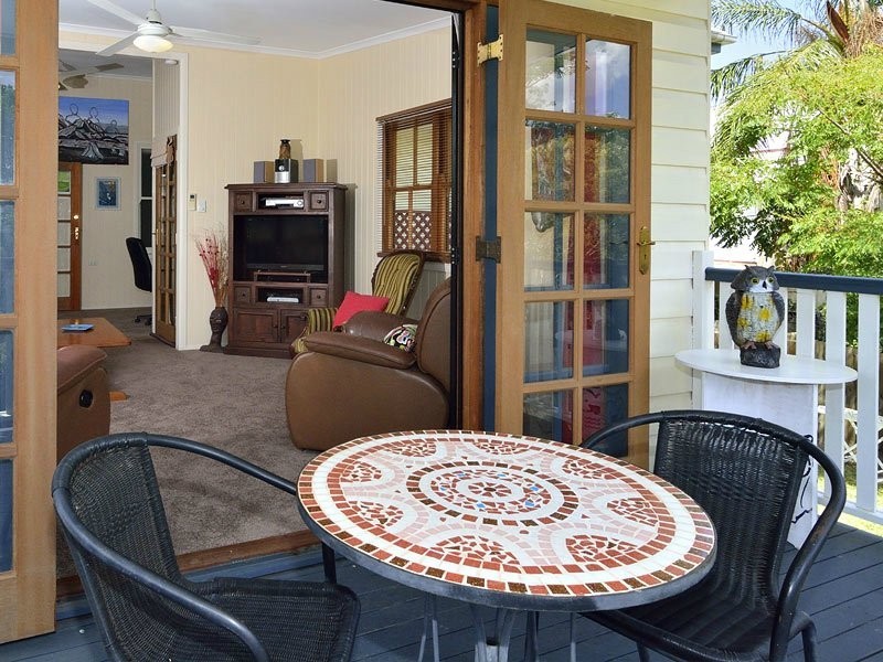 8 Salisbury Road, Ipswich QLD 4305