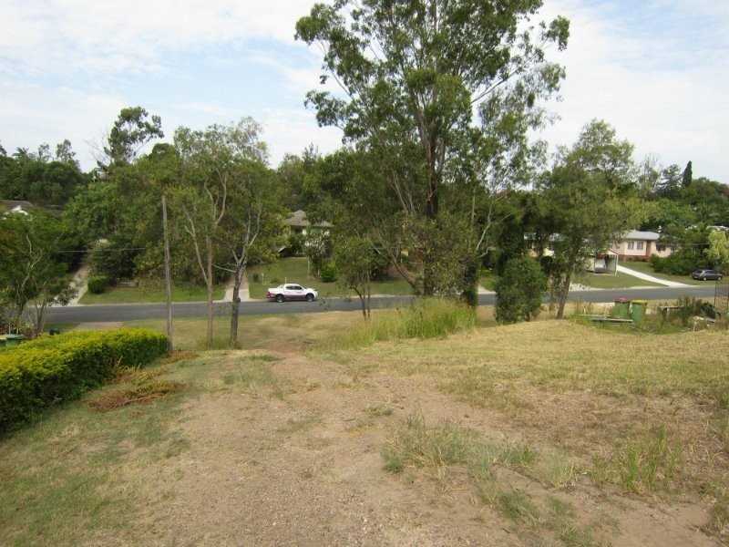 8 Beatty Street, Coalfalls QLD 4305