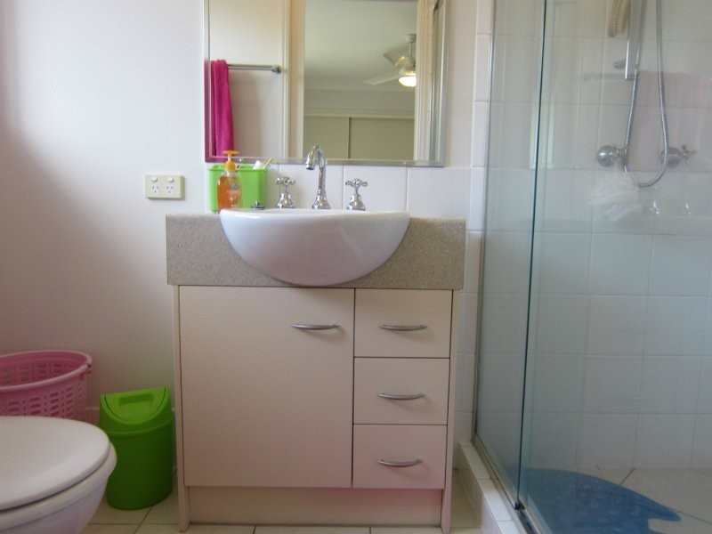 74 Anna Drive, Raceview QLD 4305