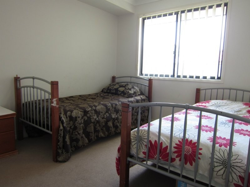 74 Anna Drive, Raceview QLD 4305