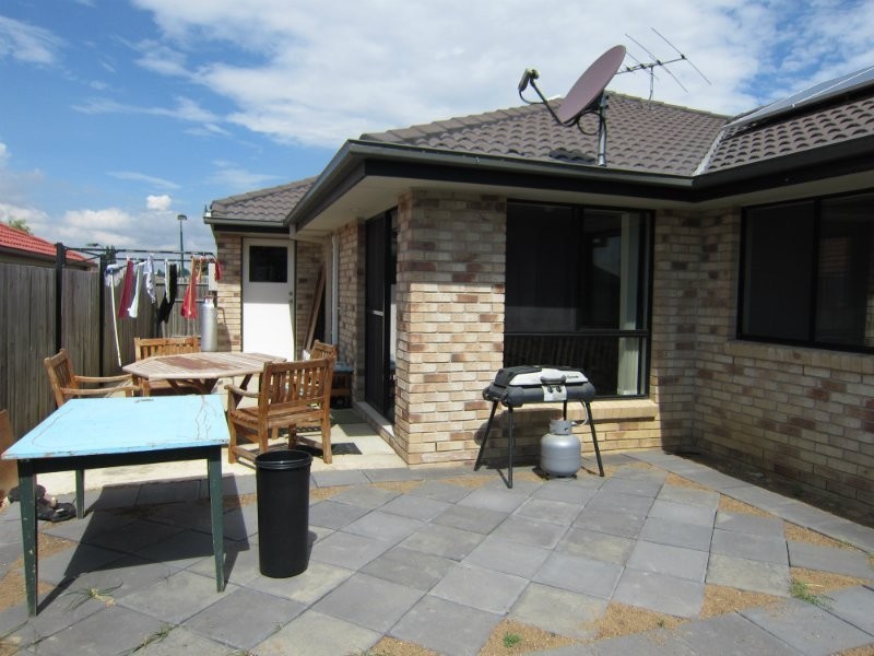 74 Anna Drive, Raceview QLD 4305