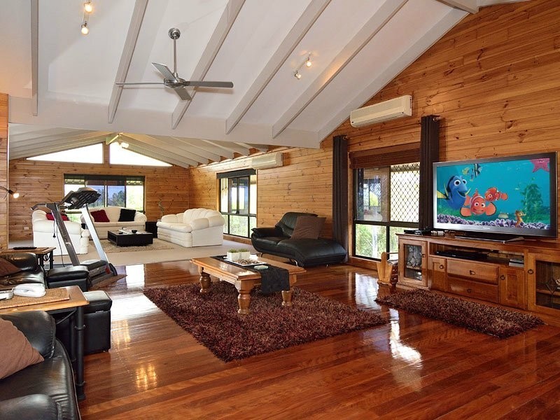 228 Blackwall Road, Chuwar QLD 4306