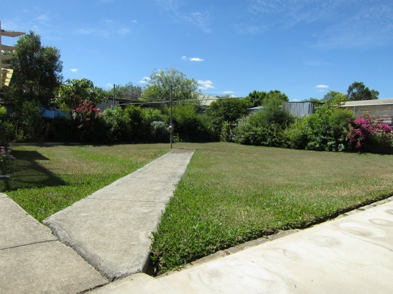 31 Phillip Street, One Mile QLD 4305