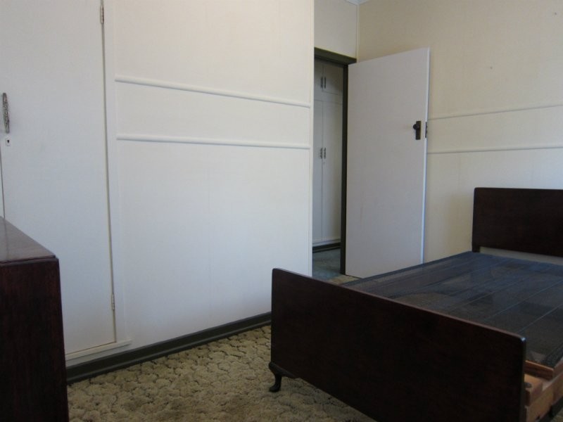 31 Phillip Street, One Mile QLD 4305