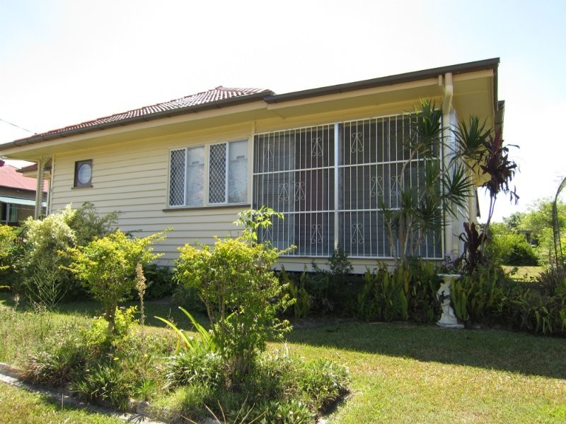 31 Phillip Street, One Mile QLD 4305