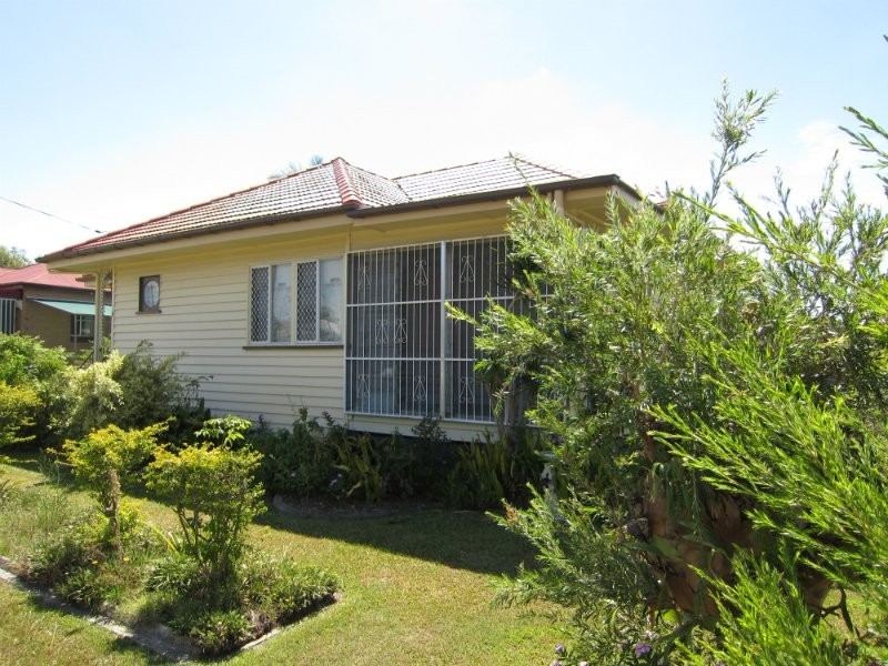 31 Phillip Street, One Mile QLD 4305