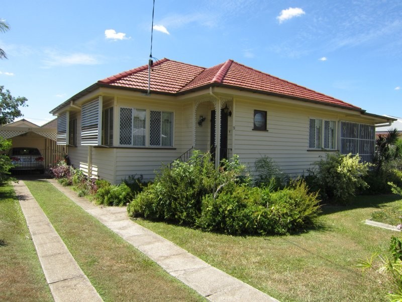 31 Phillip Street, One Mile QLD 4305