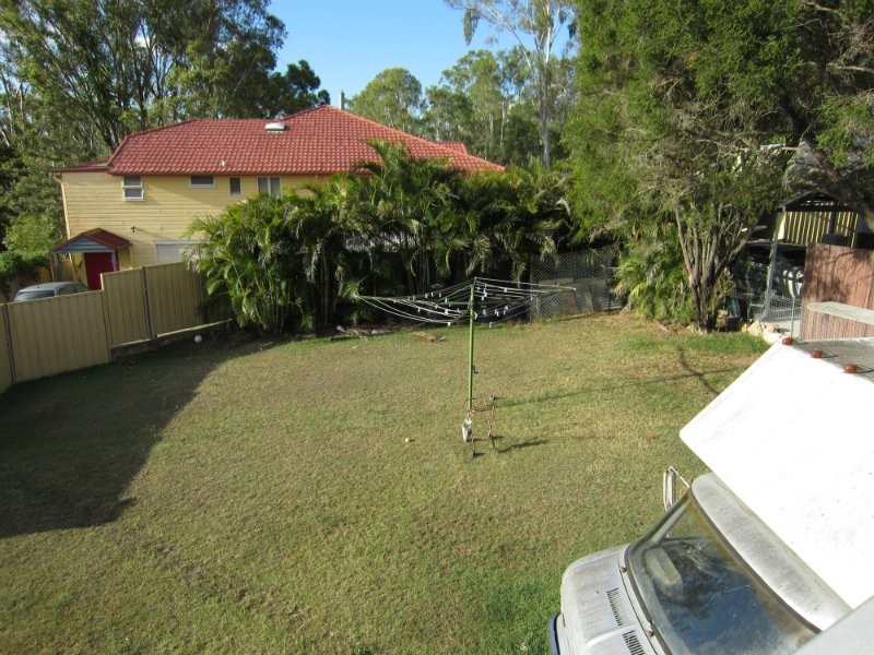 6 Alice Street, Blackstone QLD 4304