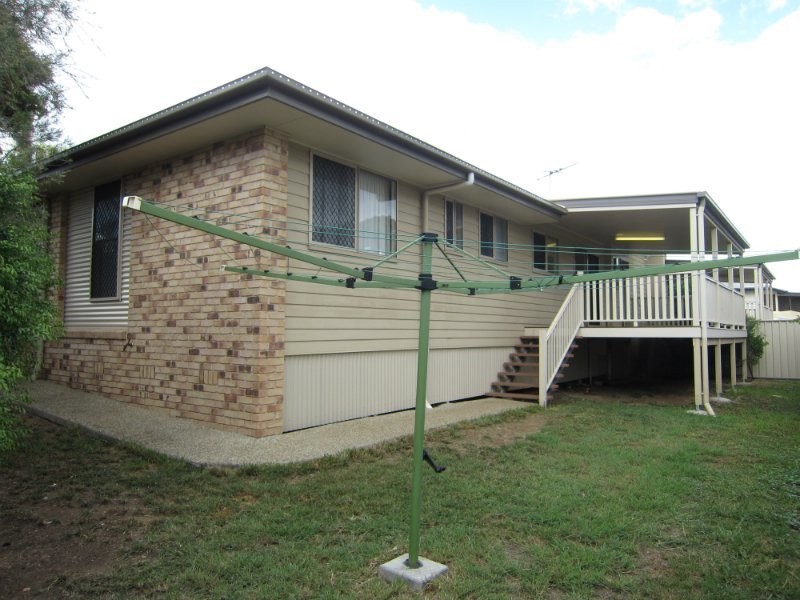 1 & 2/28 North Station Road, North Booval QLD 4304