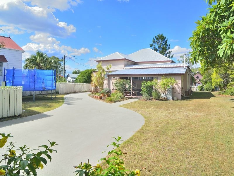 30 Burnett Street, Sadliers Crossing QLD 4305