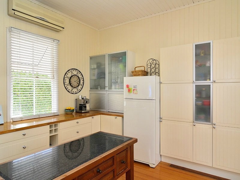 30 Burnett Street, Sadliers Crossing QLD 4305