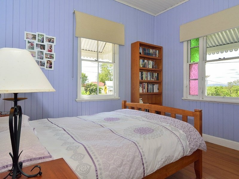 30 Burnett Street, Sadliers Crossing QLD 4305