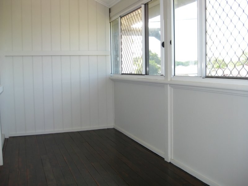 19 Rex Street, Eastern Heights QLD 4305