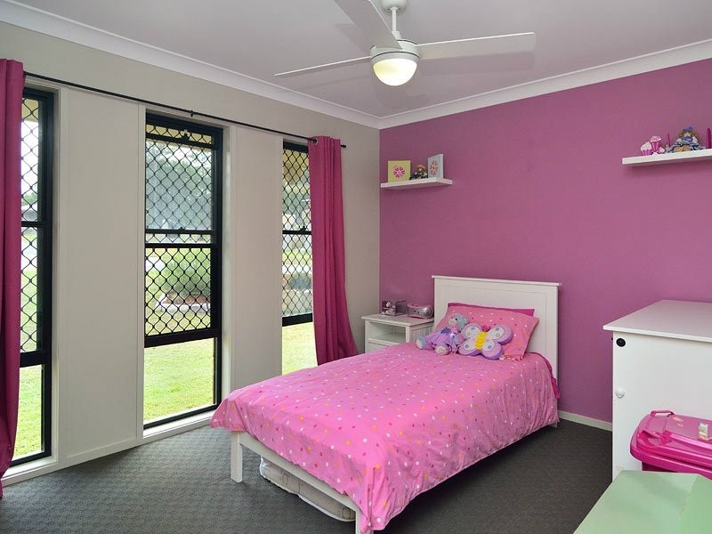 53 Cabernet Crescent, Pine Mountain QLD 4306