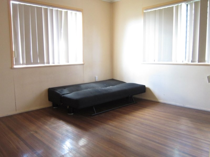 237 Whitehill Road, Raceview QLD 4305