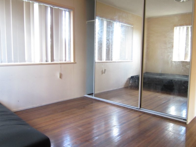 237 Whitehill Road, Raceview QLD 4305