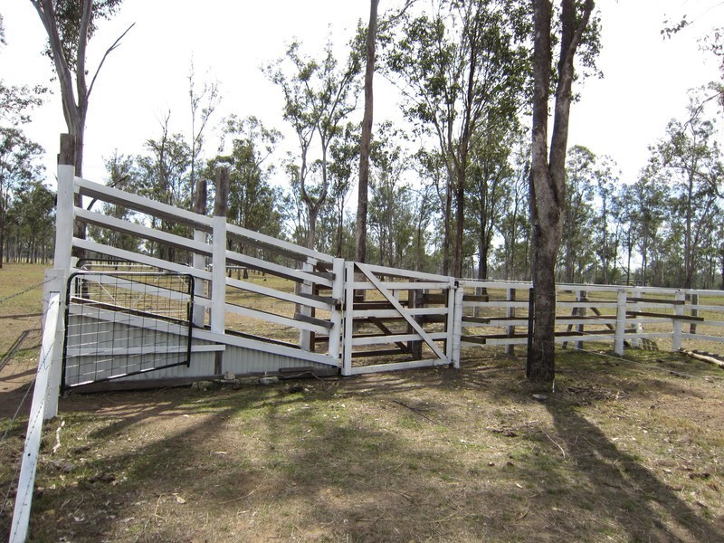 529 Haigslea-Amberley Road, Walloon QLD 4306