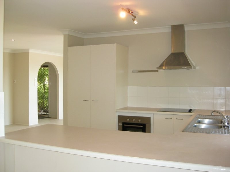 14 Currawong Street, Bundamba QLD 4304