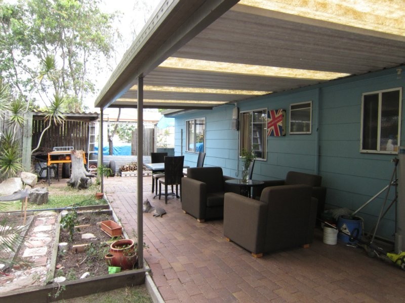 1 Saunders Street, Flinders View QLD 4305