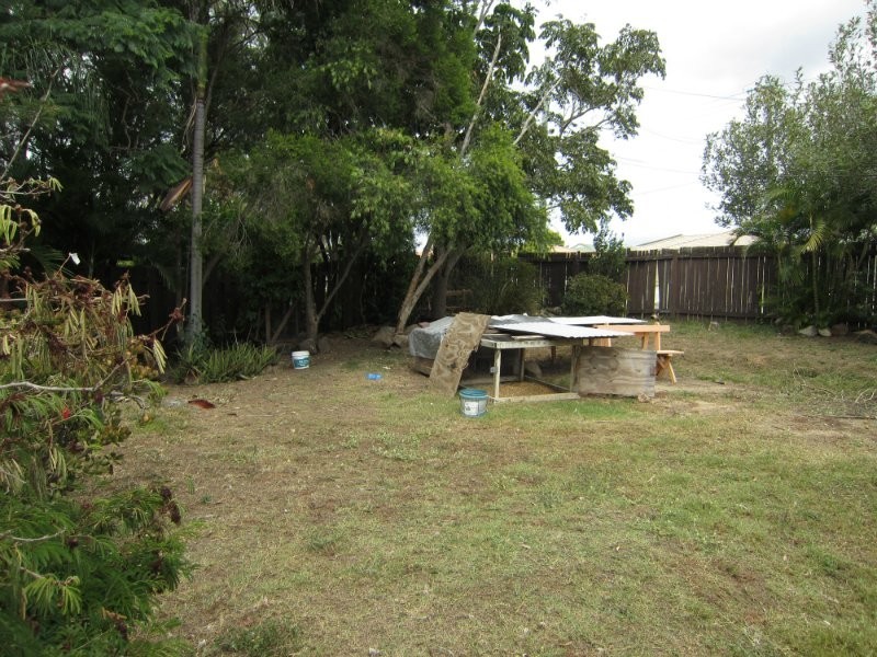 1 Saunders Street, Flinders View QLD 4305