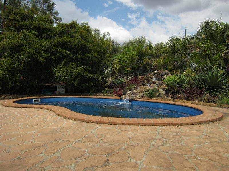 9 Ruby Crescent, Willowbank QLD 4306