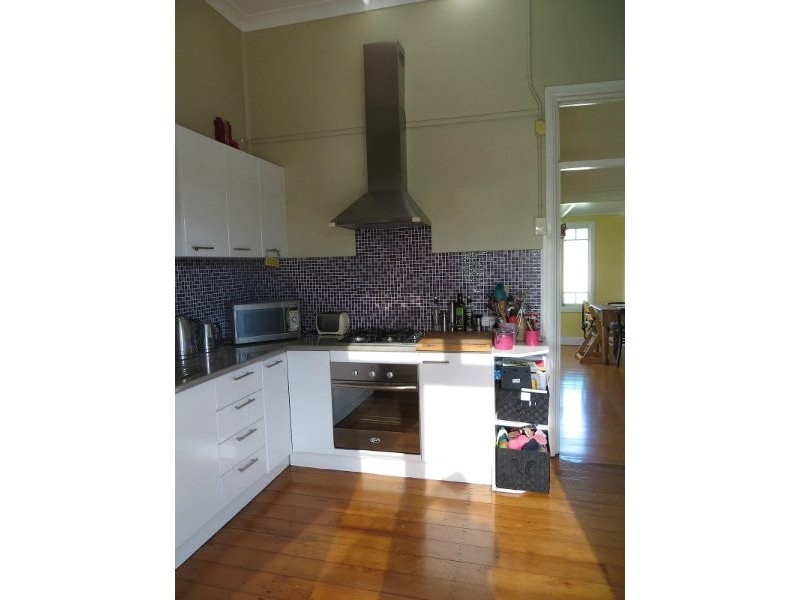 64 Queen Street, Blackstone QLD 4304