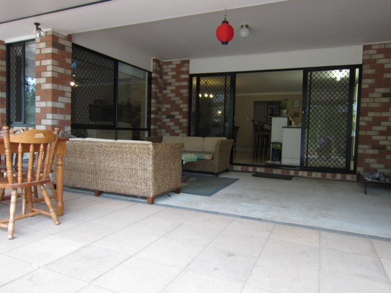 2 Bayley Road, Pine Mountain QLD 4306