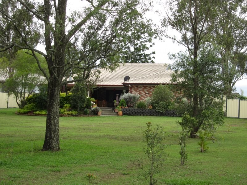 2 Bayley Road, Pine Mountain QLD 4306