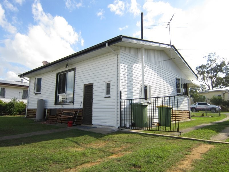 4 Theodore Street, Brassall QLD 4305