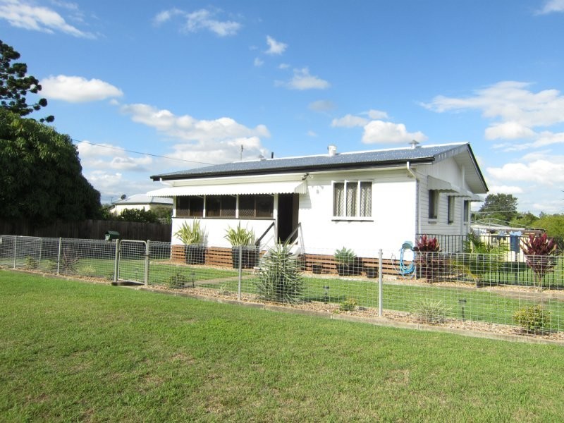 4 Theodore Street, Brassall QLD 4305