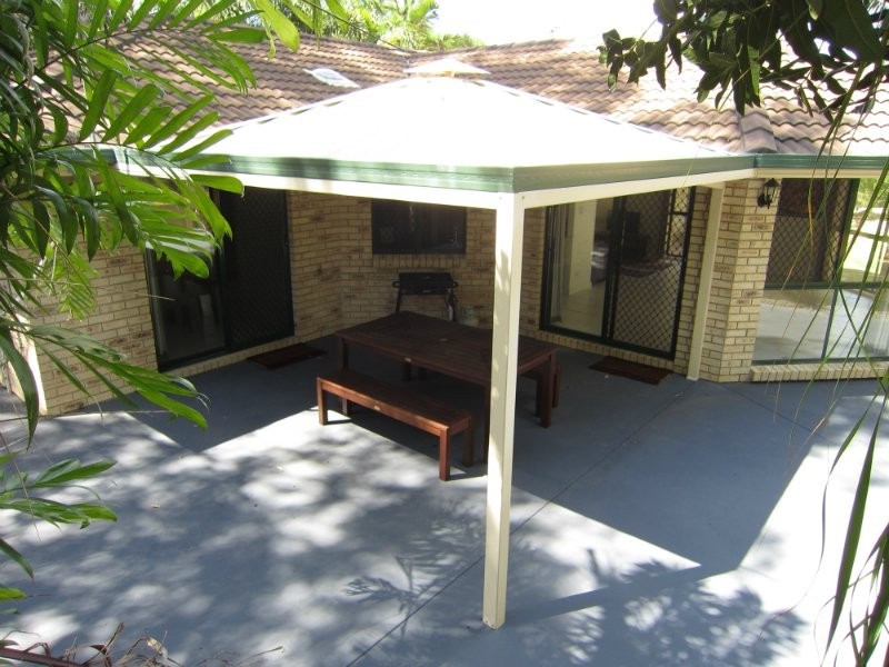 10 Queensborough Parade, Karalee QLD 4306