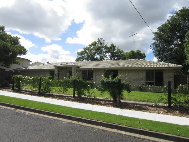 144 Whitehill Road, Raceview QLD 4305