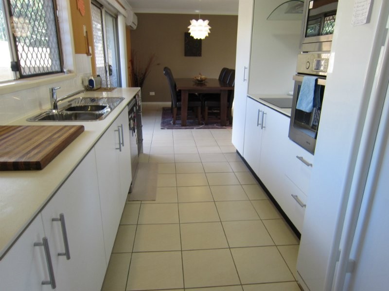 144 Whitehill Road, Raceview QLD 4305