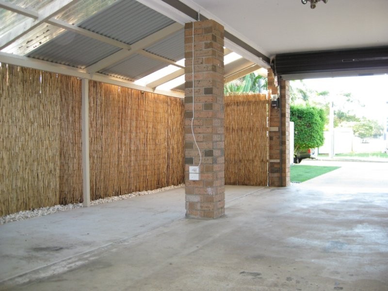 1 Leahy Street, Brassall QLD 4305