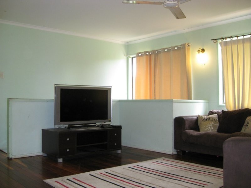 5 Banyula Road, Thagoona QLD 4306