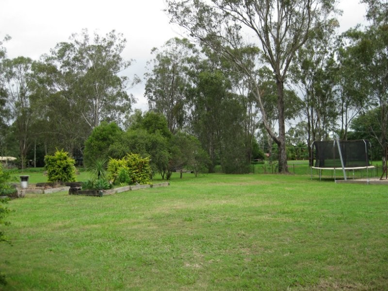 5 Banyula Road, Thagoona QLD 4306